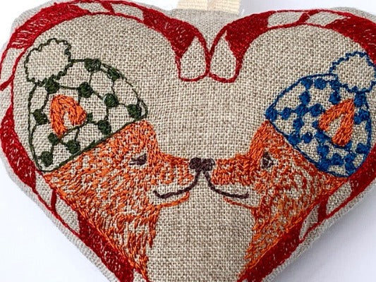 Coral & Tusk - Cozy Foxes Ornament